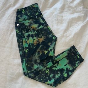 Fabletics Powerhold athletic leggings Large